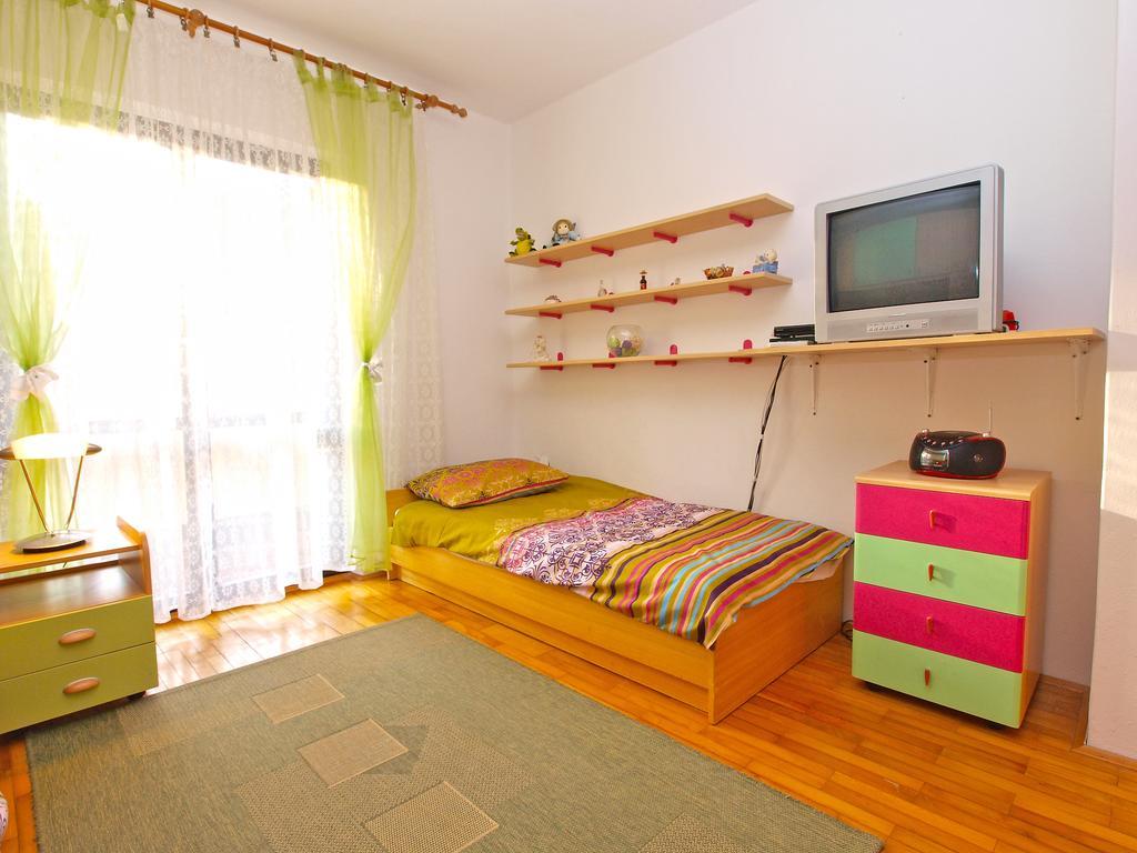 Family Friendly Apartment 946 Пула Екстер'єр фото
