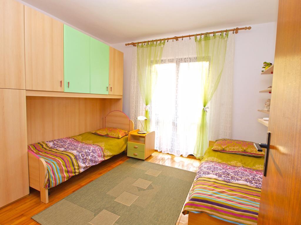 Family Friendly Apartment 946 Пула Екстер'єр фото
